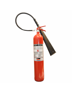 5-kg-co-brandslukker.png CO2 brandslukker 5 kg rød brandslukker med sort slange og dyse, effektiv til brandslukning